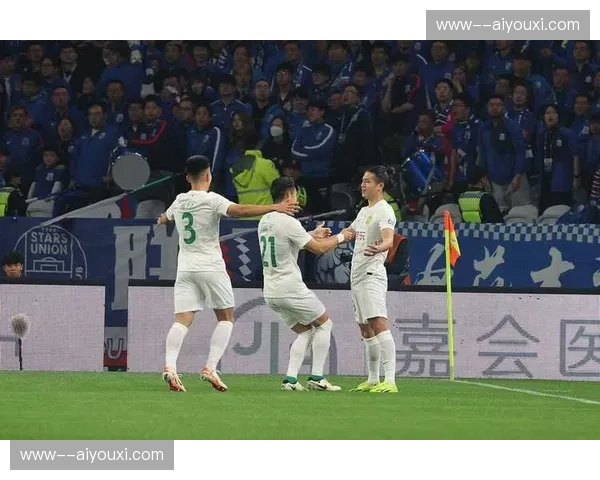 国安申花一胜难求陷困局 历史包袱拖累争冠步伐 国安申花一胜难求陷困局 历史包袱拖累争冠步伐